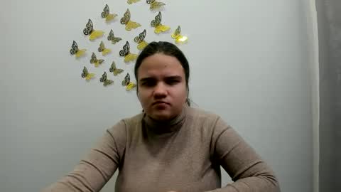 adelecruzz online show from 02/01/25, 01:09