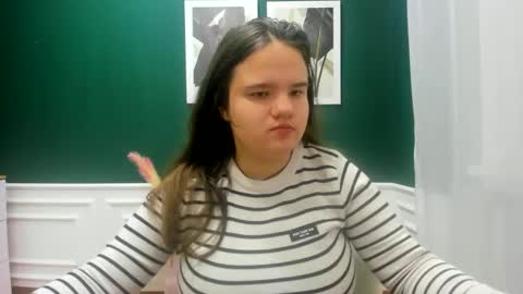 adelecruzz online show from 02/09/25, 01:14