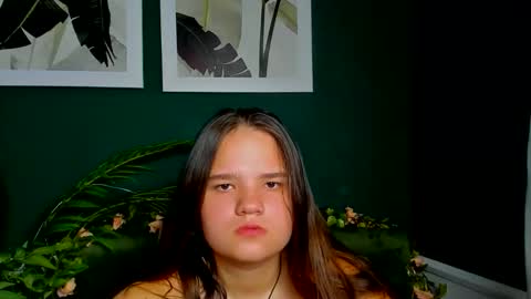 adelecruzz online show from 04/04/26, 12:02