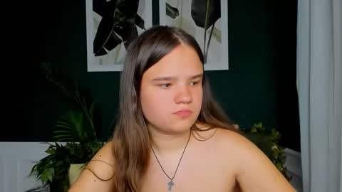 Snapshot of adelecruzz chatting on 04/27/26, 11:52 adelecruzz online show from 04/27/26, 11:52