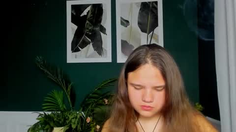 Snapshot of adelecruzz chatting on 05/06/26, 12:10 adelecruzz online show from 05/06/26, 12:10