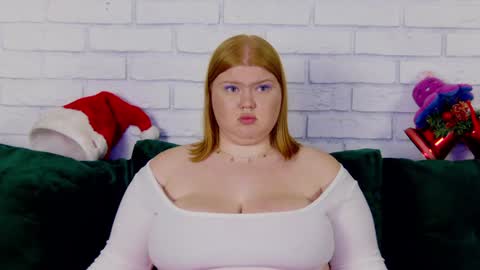 adelemoor online show from 12/25/24, 10:39