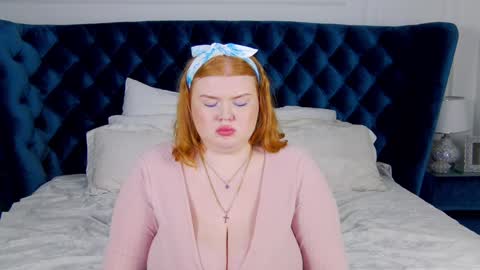 adelemoor online show from 01/27/25, 02:31