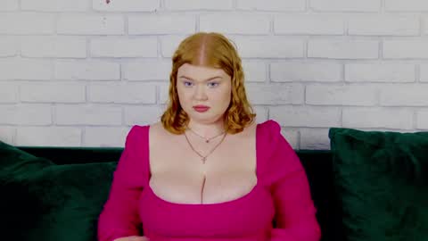 adelemoor online show from 01/27/25, 11:43