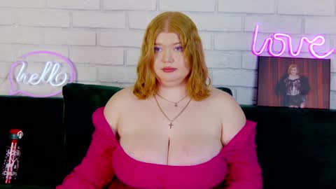 adelemoor online show from 02/02/25, 08:19