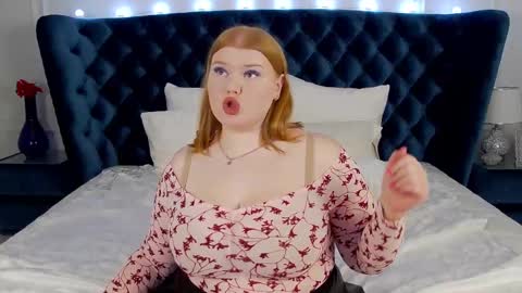 adelemoor online show from 02/19/25, 08:31