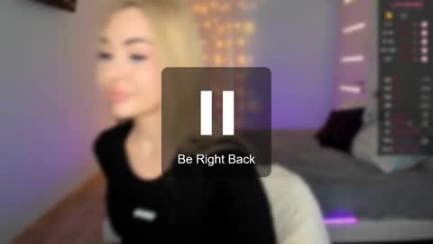 Snapshot of adeleroberts chatting on 02/10/25, 05:14 Adele online show from 02/10/25, 05:14