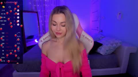 Snapshot of adeleroberts chatting on 11/24/25, 02:11 Adele online show from 11/24/25, 02:11