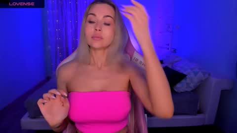 Adele online show from 03/02/26, 01:52