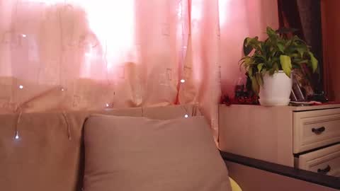 Lina online show from 01/19/25, 06:42