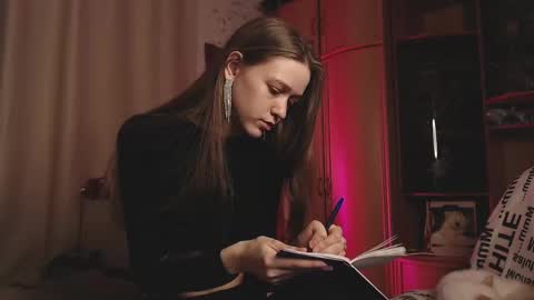 Lina online show from 03/09/25, 02:21