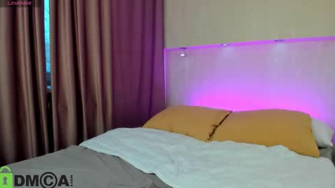 Adelina bliss online show from 10/04/25, 01:14