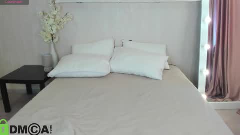 Adelina bliss online show from 05/06/26, 07:24