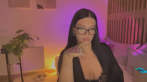 Adelinaacute online show from 10/21/25, 09:04