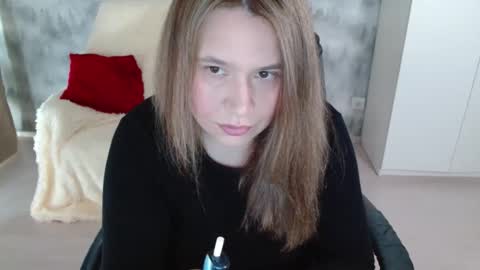 adelinalawson online show from 04/04/26, 08:12