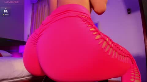 Snapshot of adeline18x chatting on 12/16/24, 03:00 adeline online show from 12/16/24, 03:00