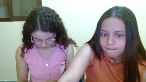 Snapshot of adeline_samy chatting on 03/04/25, 12:07 online show from 03/04/25, 12:07