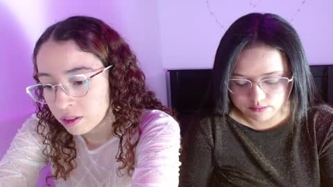 Snapshot of adeline_samy chatting on 04/01/26, 09:01 online show from 04/01/26, 09:01