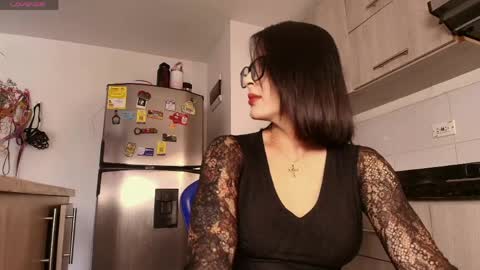 Snapshot of adelineefoxxx chatting on 04/26/26, 04:48 MARIA ANGEL IG iamangel45 online show from 04/26/26, 04:48