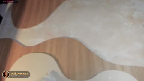 adeline online show from 11/29/25, 07:06