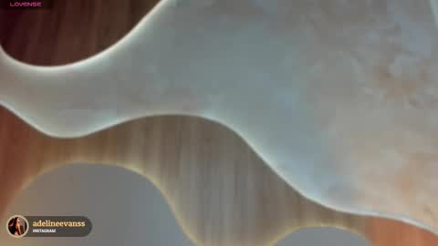 adeline online show from 12/03/25, 07:34