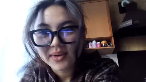 Anna online show from 11/23/25, 08:03