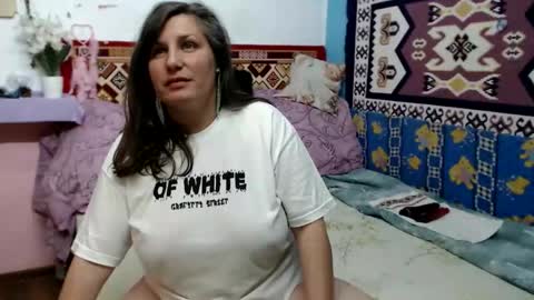 Snapshot of adelinemilf chatting on 05/27/26, 10:01 adelinemilf online show from 05/27/26, 10:01