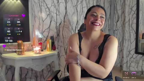 Snapshot of adelinemoretti chatting on 04/23/26, 03:47 adelinemoretti online show from 04/23/26, 03:47