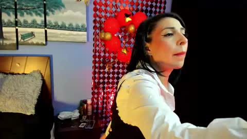 Snapshot of adellelennox_cg chatting on 09/10/25, 10:59 Adelle online show from 09/10/25, 10:59