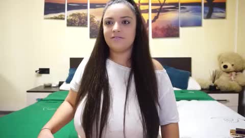 Snapshot of adellineee chatting on 11/25/25, 09:59 Adellineee online show from 11/25/25, 09:59