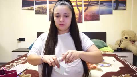 Snapshot of adellineee chatting on 12/03/25, 09:57 Adellineee online show from 12/03/25, 09:57