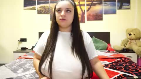 Adellineee online show from 01/10/26, 10:03