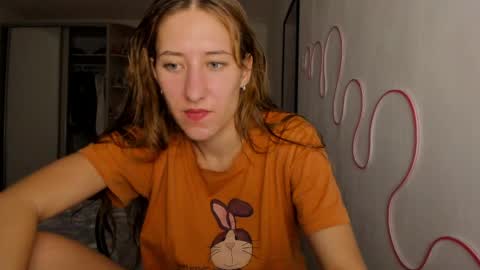 Snapshot of adellqueen chatting on 04/02/26, 09:34 Adell online show from 04/02/26, 09:34