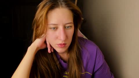 Snapshot of adellqueen chatting on 04/07/26, 09:37 Adell online show from 04/07/26, 09:37