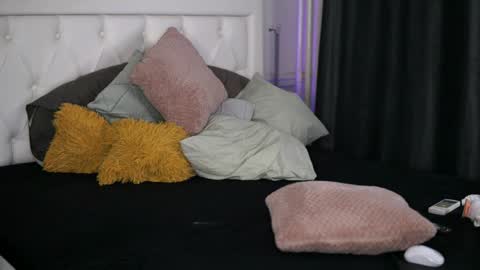 Adelyn online show from 12/28/24, 12:03