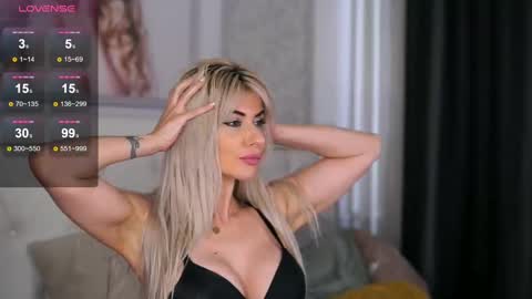 Adelyn online show from 02/19/25, 11:38