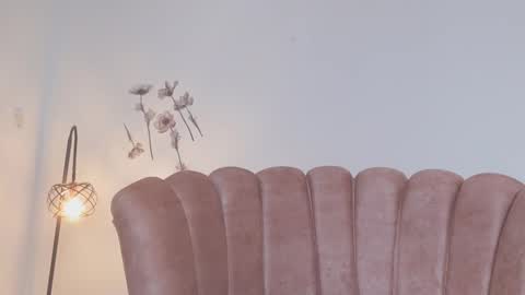  instragram adelyn 111 online show from 02/18/25, 12:39