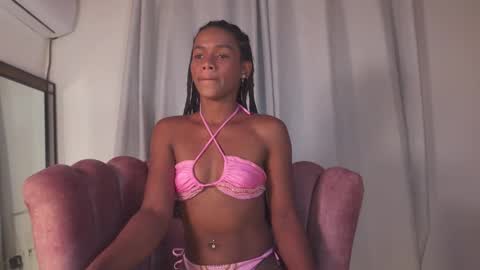  instragram adelyn 111 online show from 09/10/25, 08:47