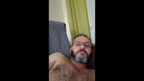Snapshot of ademilsonnnn chatting on 04/30/26, 10:25 ademilsonnnn online show from 04/30/26, 10:25