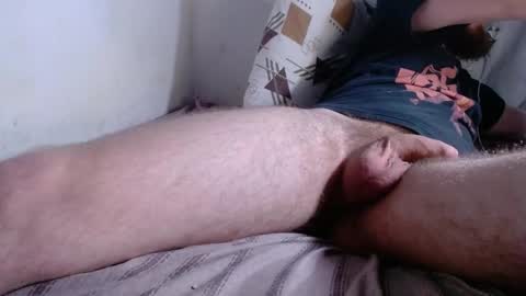 Snapshot of adeodio6 chatting on 09/19/25, 04:14 Ade online show from 09/19/25, 04:14