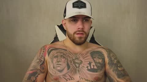 Snapshot of ades_lowe chatting on 10/30/25, 12:17 Ades online show from 10/30/25, 12:17