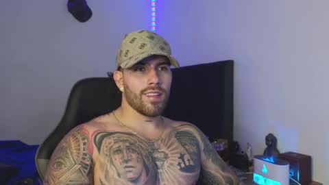 Snapshot of ades_lowe chatting on 01/16/26, 05:00 Ades online show from 01/16/26, 05:00