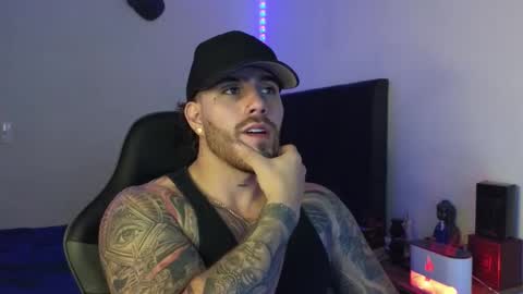 Snapshot of ades_lowe chatting on 02/05/26, 04:17 Ades online show from 02/05/26, 04:17