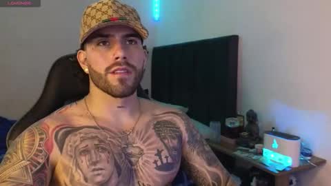 Snapshot of ades_lowe chatting on 02/20/26, 04:42 Ades online show from 02/20/26, 04:42