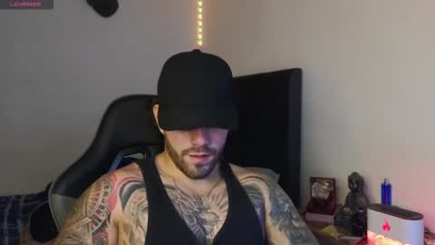 Snapshot of ades_lowe chatting on 02/24/26, 06:11 Ades online show from 02/24/26, 06:11