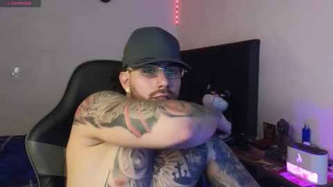 Snapshot of ades_lowe chatting on 03/03/26, 05:02 Ades online show from 03/03/26, 05:02