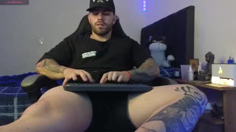 Snapshot of ades_lowe chatting on 03/06/26, 05:37 Ades online show from 03/06/26, 05:37