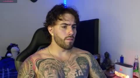 Snapshot of ades_lowe chatting on 03/09/26, 04:55 Ades online show from 03/09/26, 04:55