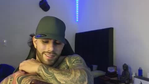 Snapshot of ades_lowe chatting on 03/17/26, 04:50 Ades online show from 03/17/26, 04:50