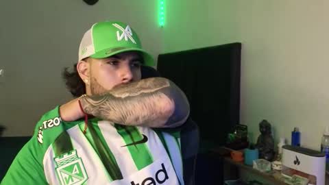 Snapshot of ades_lowe chatting on 03/18/26, 07:00 Ades online show from 03/18/26, 07:00